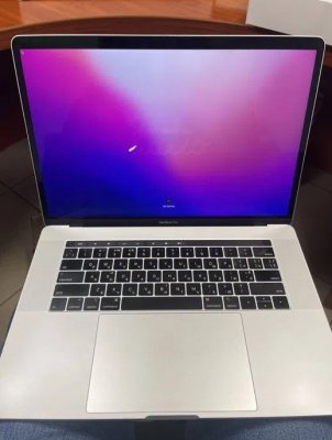 Apple MacBook Pro 15" Retina Silver 2018