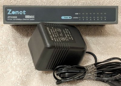Zonet 8/порт 10/100 Ethernet-коммутатор ZFS3008