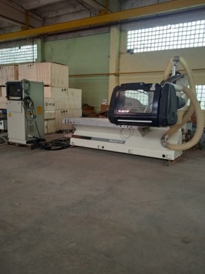 CNC with tool changer SCM (used)
