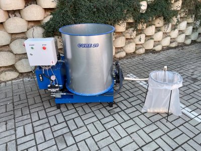 20-26-537/4 FALACH hydraulic briquetting press  (n